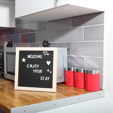 Cosy Studio With Kitchenette And Private Bathroom - 15Mins To Central London! Εξωτερικό φωτογραφία