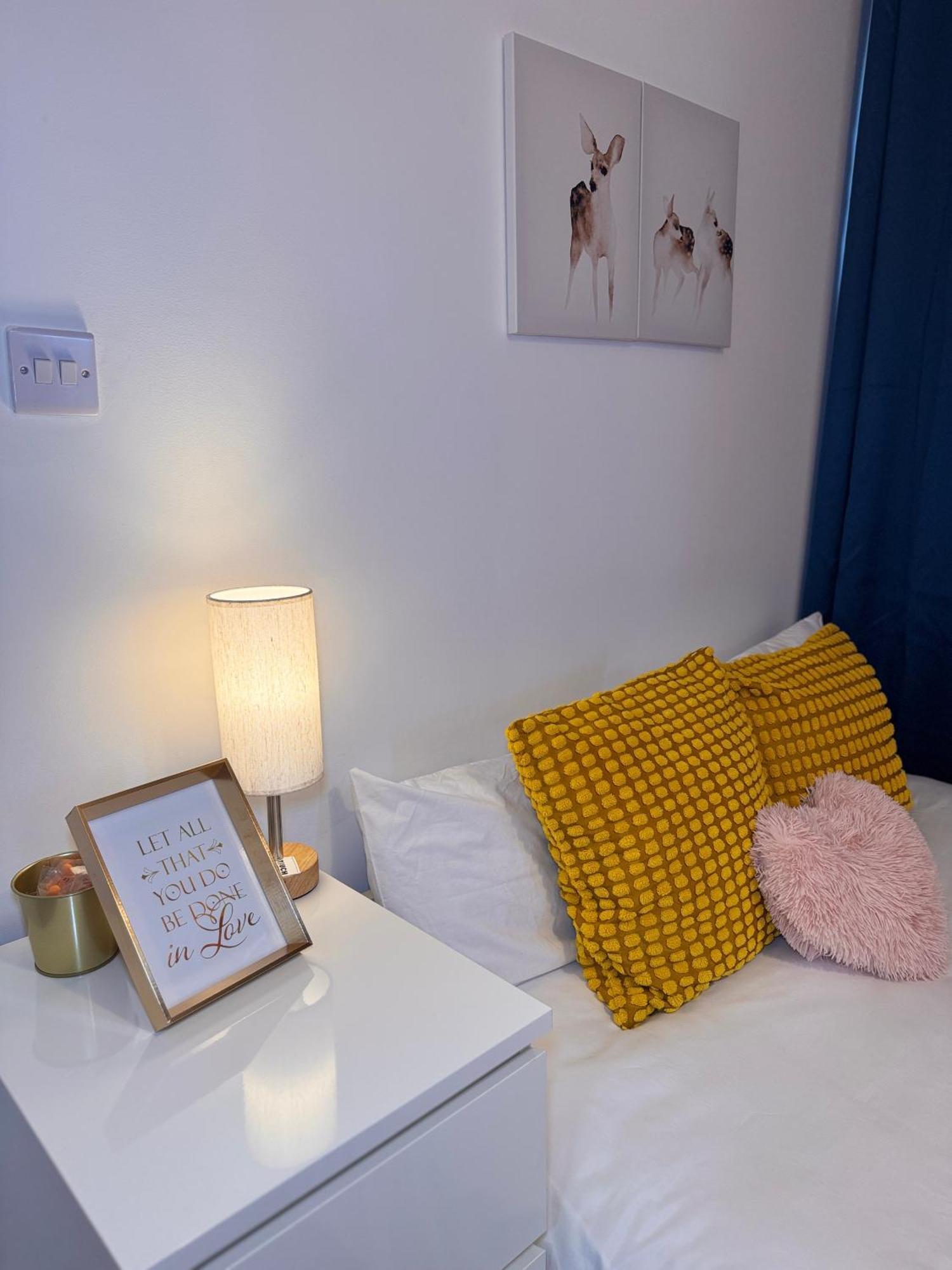 Cosy Studio With Kitchenette And Private Bathroom - 15Mins To Central London! Εξωτερικό φωτογραφία